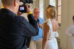 Behind-the-Scenes-Aufnahme einer Medienproduktion (Bild 25)