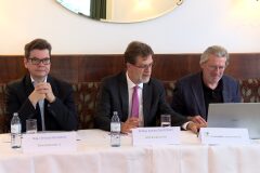 Eindruck von einer Pressekonferenz (Bild 6)